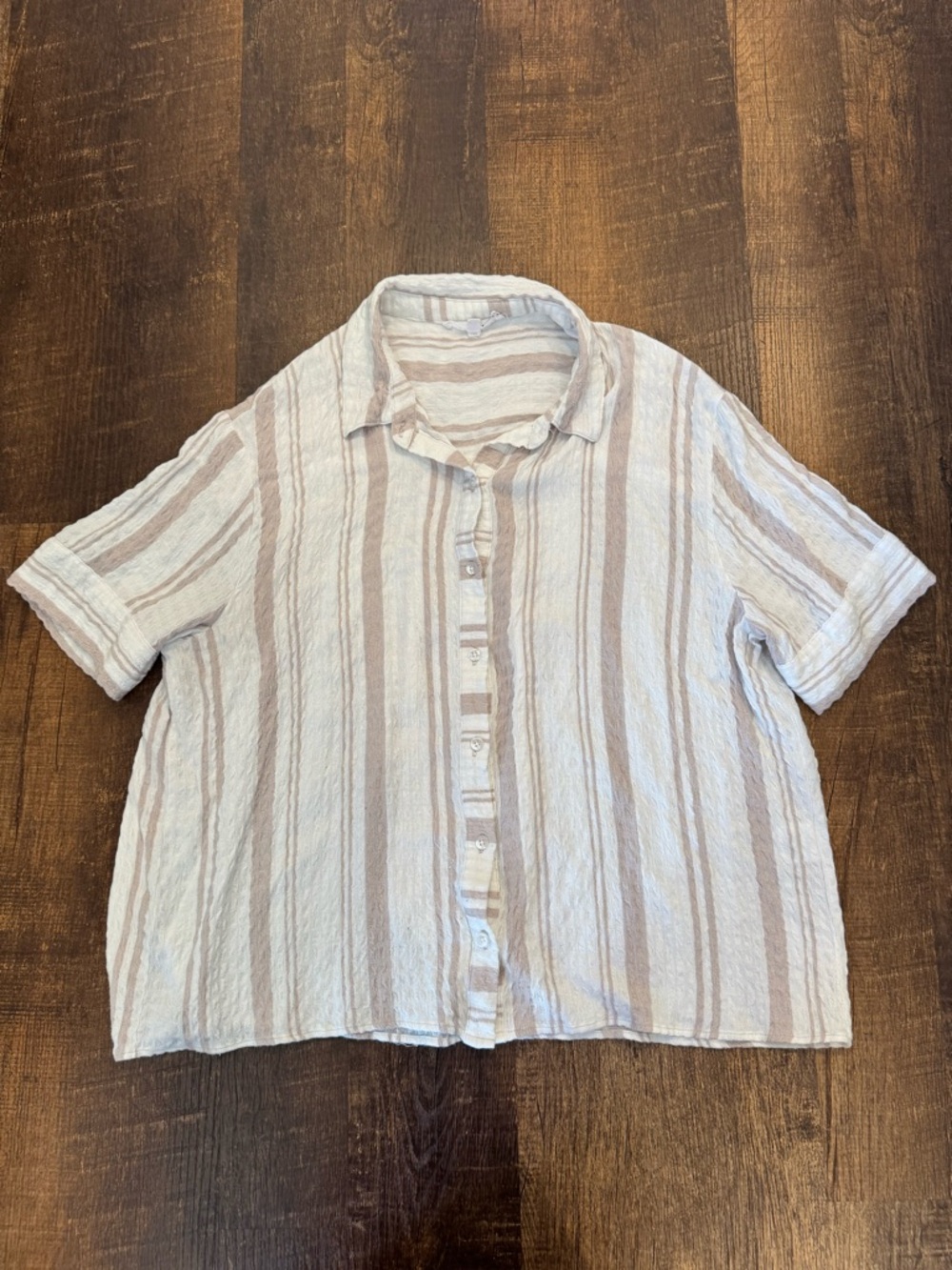 Jane and delancey Striped Short-Sleeve Button-Up Shirt - Beige & White